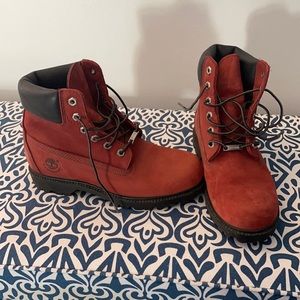 Brown women boots